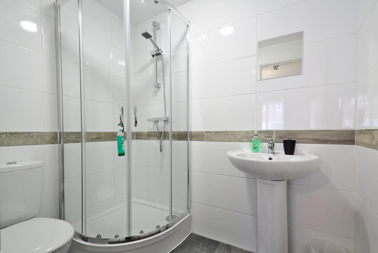 Harlinger Lodge Лондон Екстериор снимка